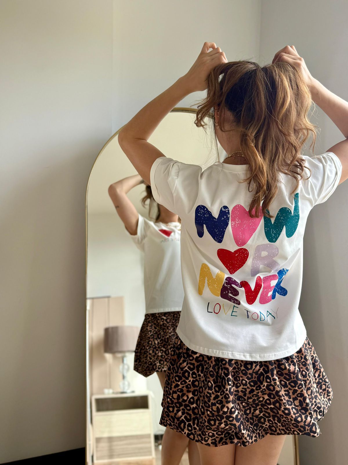 CAMISETA NOW OR NEVER
