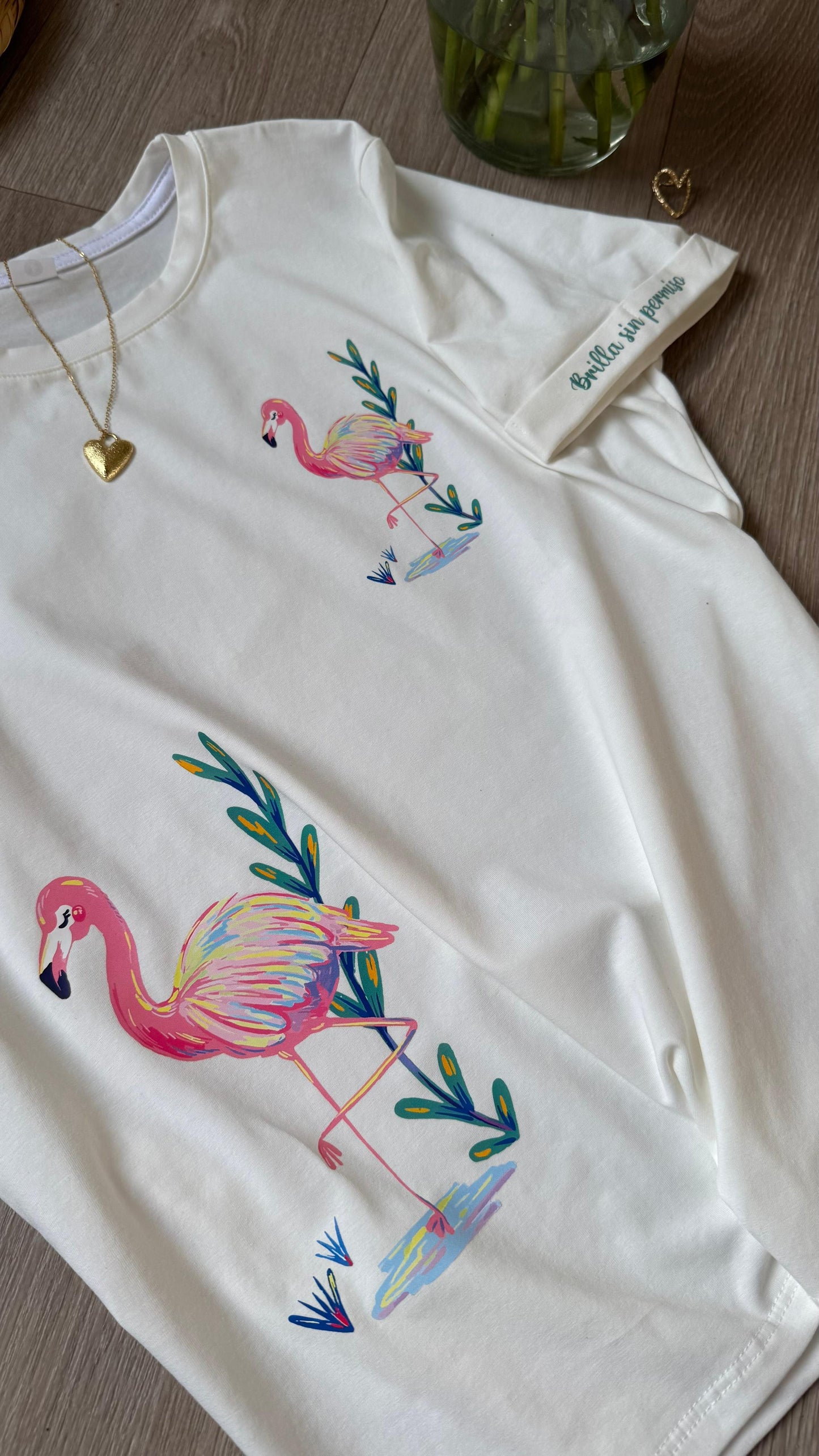 CAMISETA BRILLA SIN PERMISO