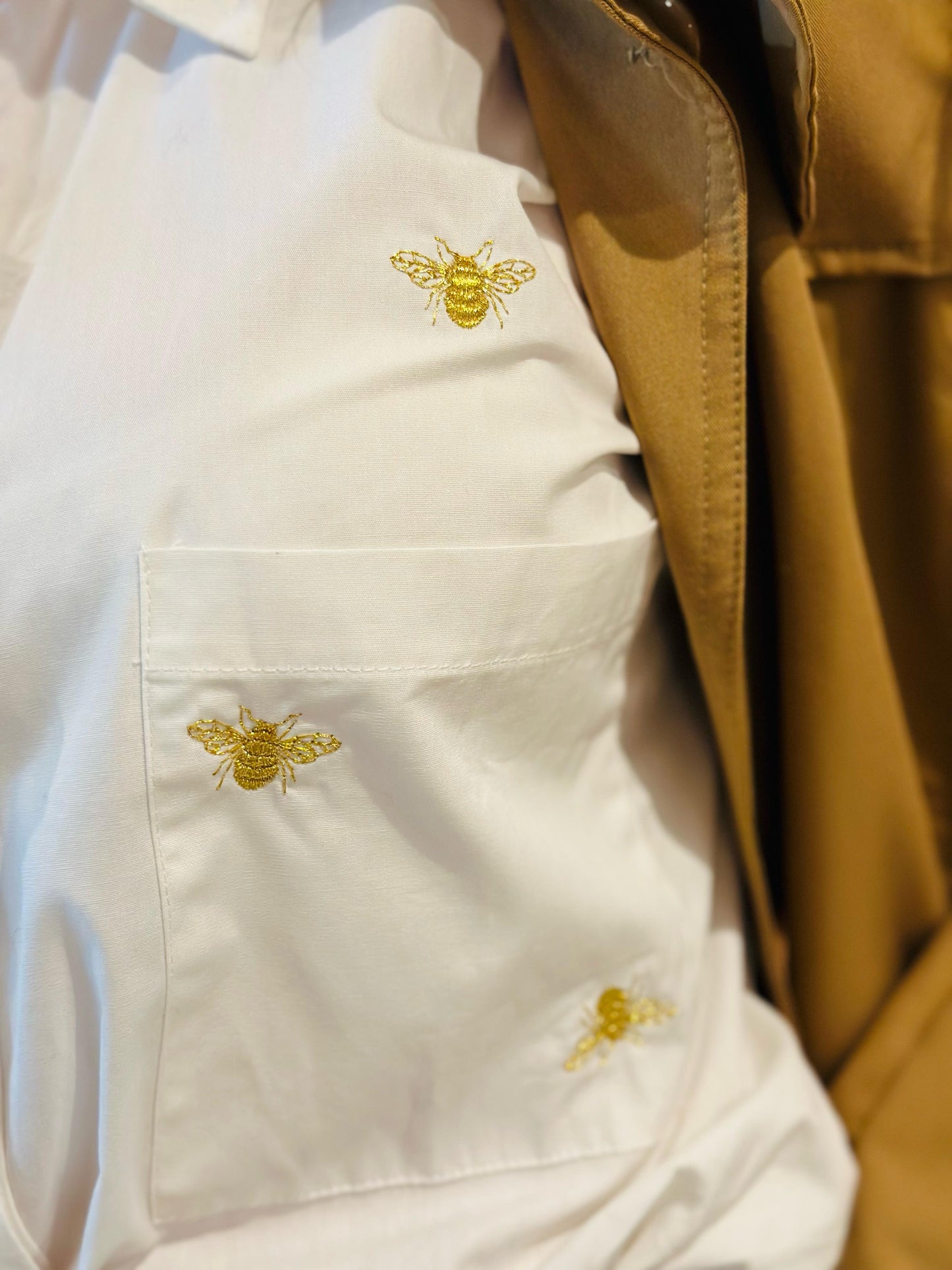 CAMISA GOLDEN BEES