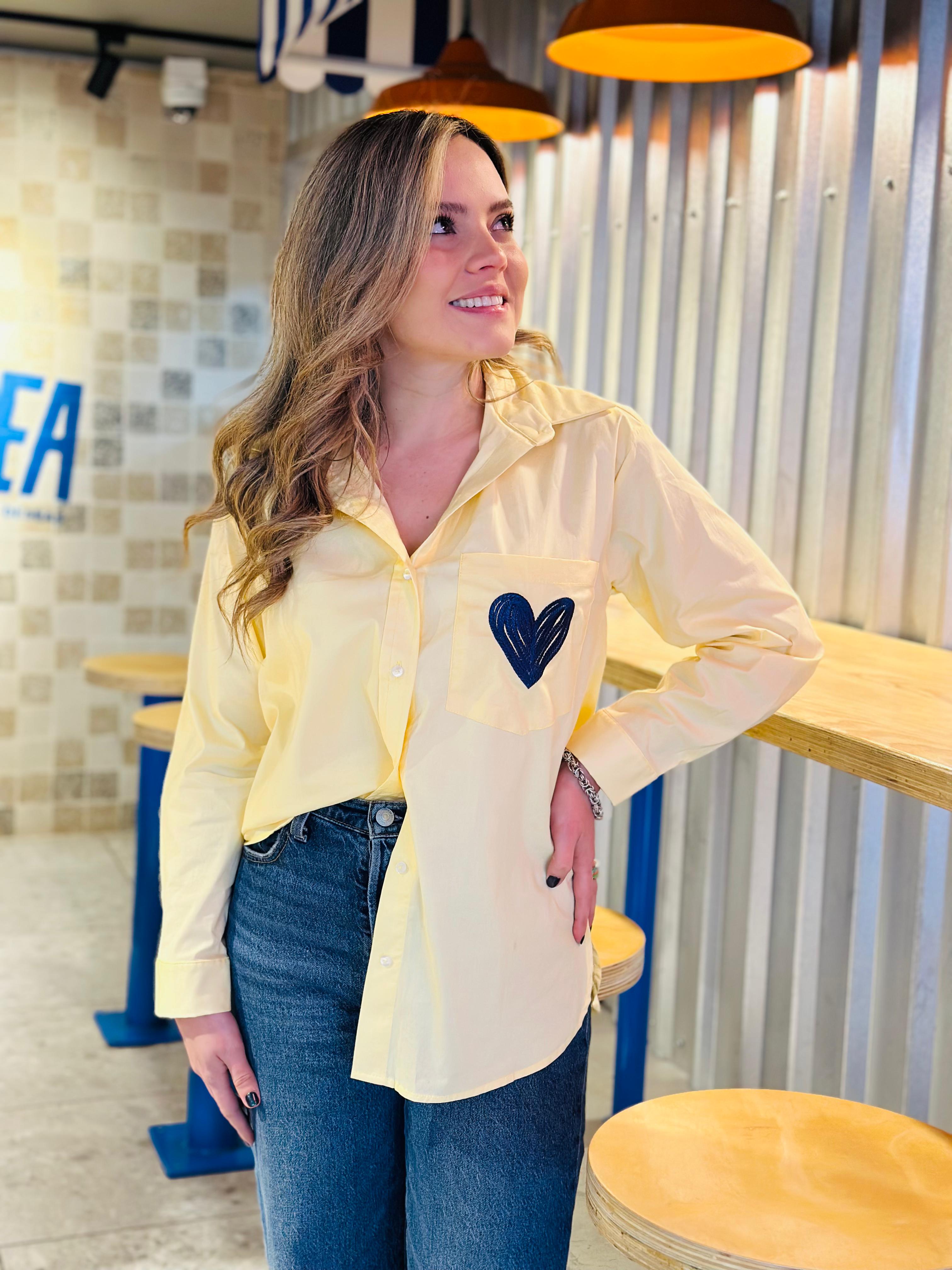 CAMISA GALICIA|||AMOR PINTADO DE AZUL