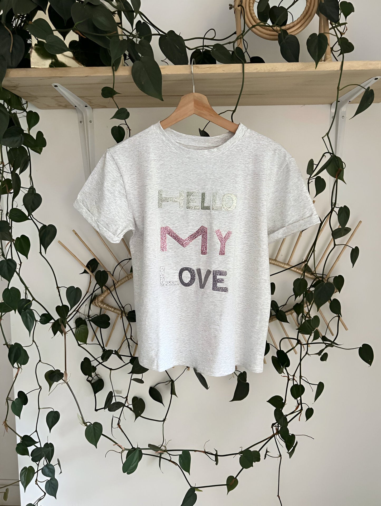 CAMISETA HELLO MY LOVE