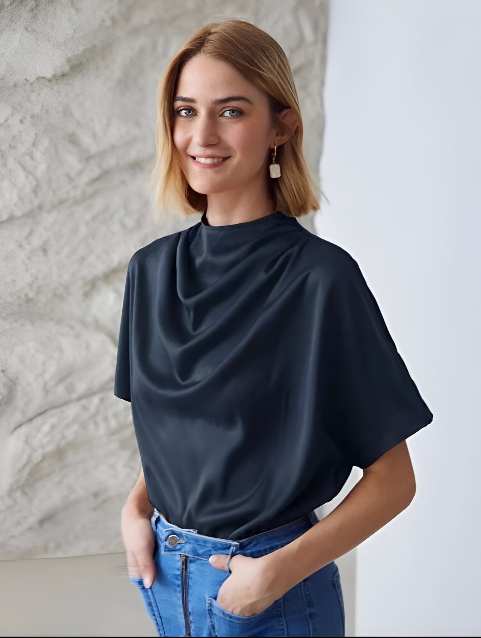 BLUSA EFECTO SEDA CUELLO DRAPEADO