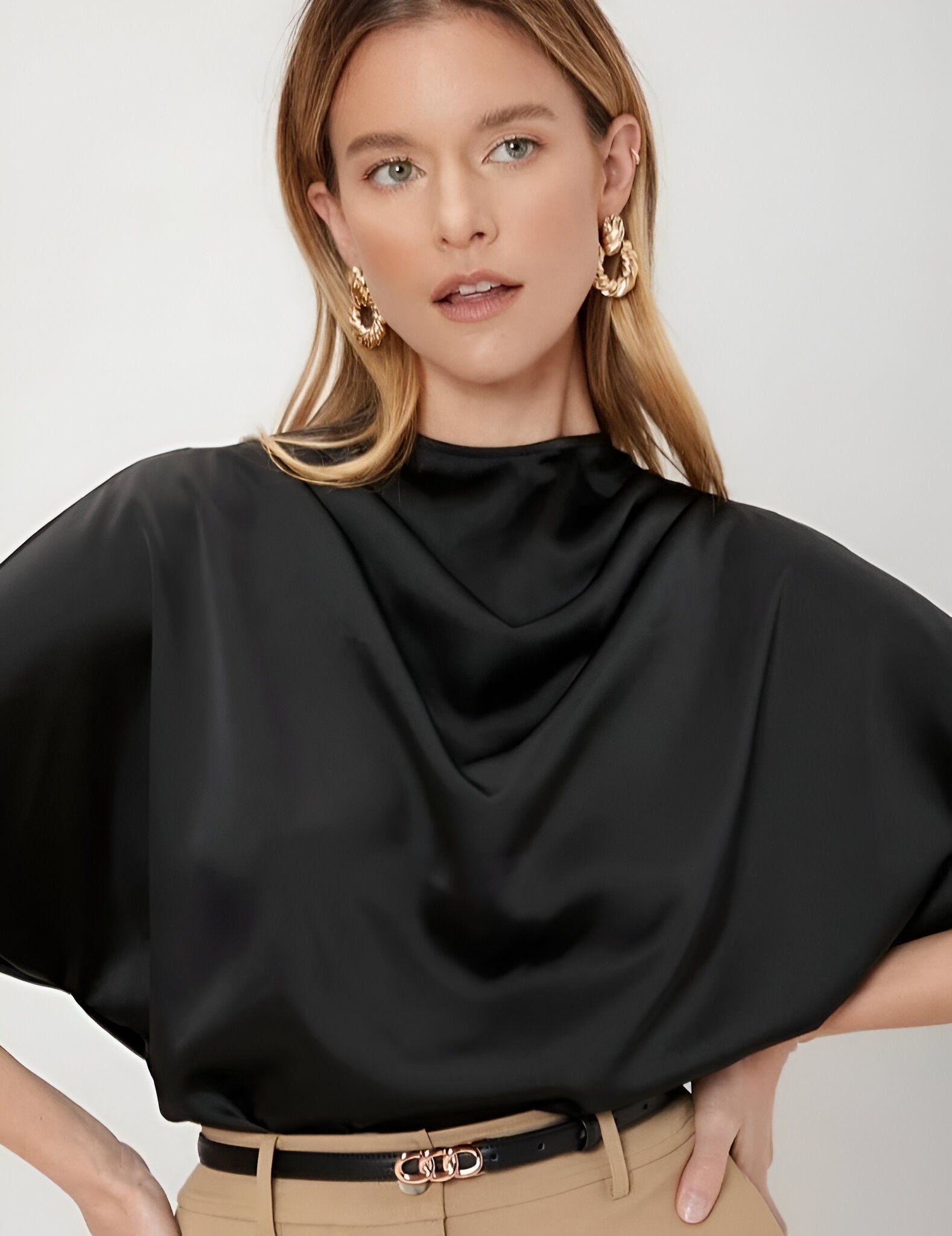 BLUSA EFECTO SEDA CUELLO DRAPEADO