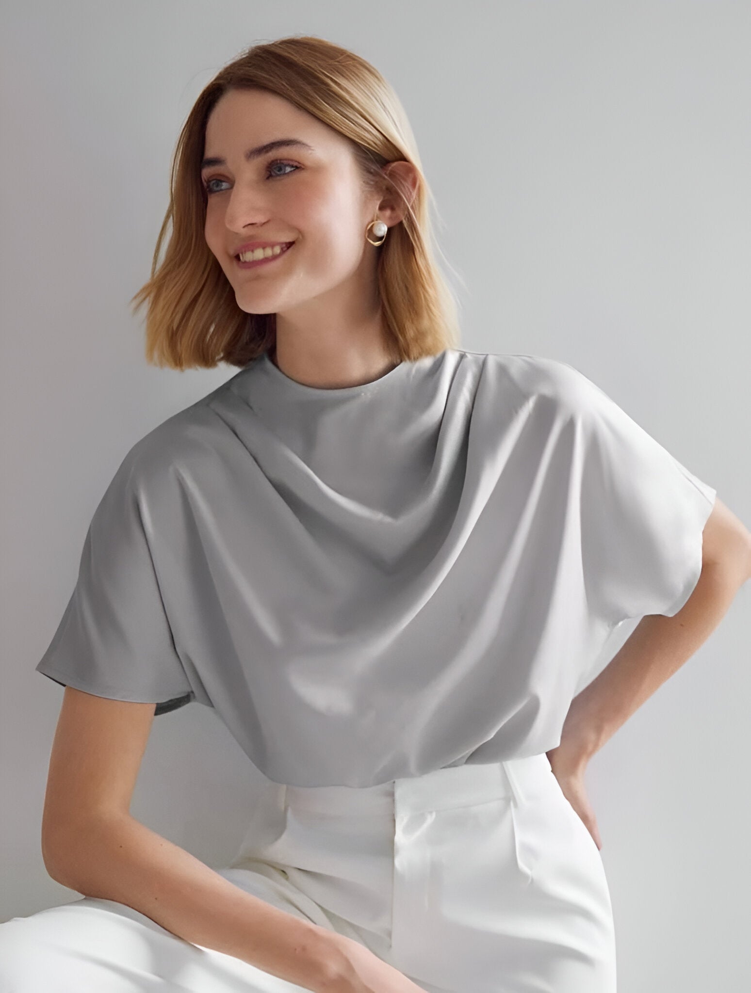 BLUSA EFECTO SEDA CUELLO DRAPEADO