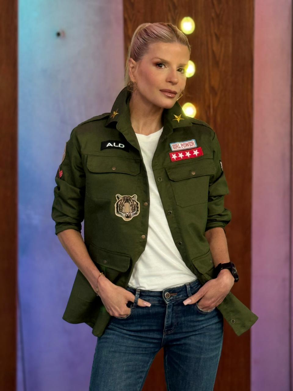 SOBRECAMISA MILITAR GIRL POWER