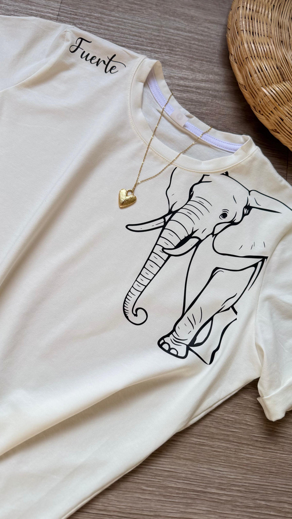 CAMISETA STRONGER THAN ELEPHANT