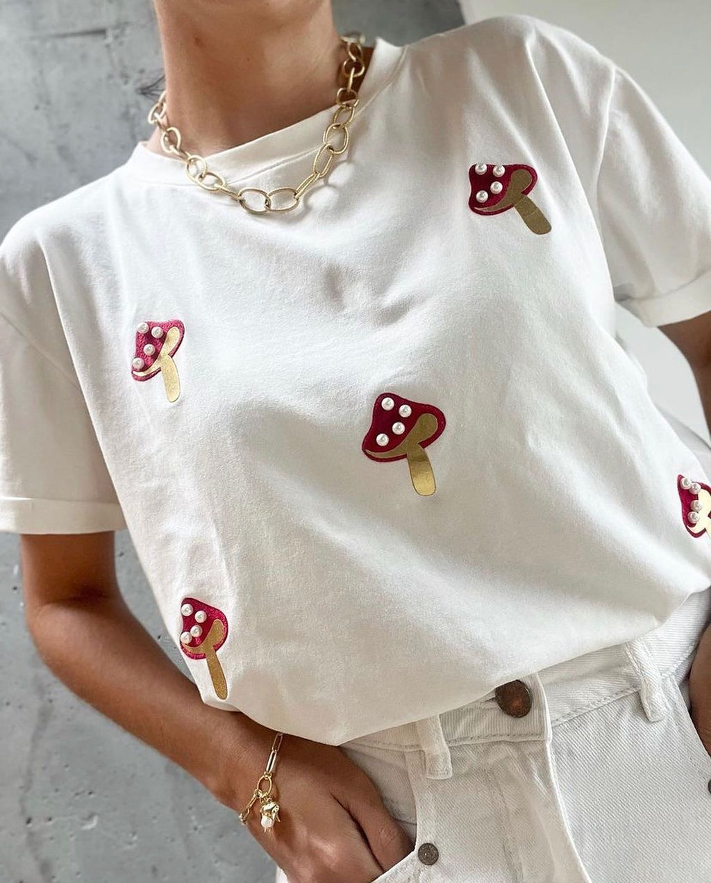 CAMISETA HAPPY FUNGHI