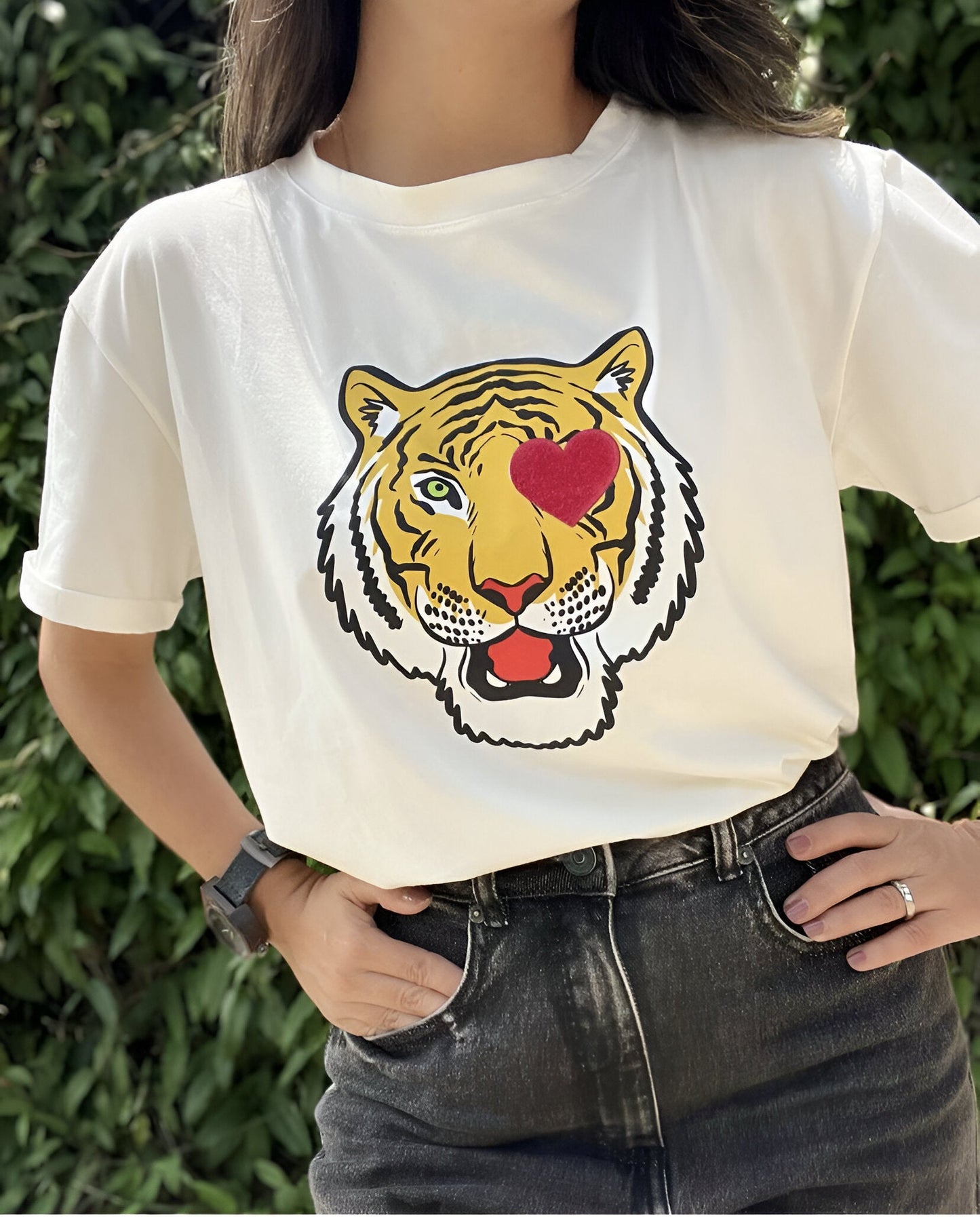 CAMISETA CARA TIGRE OJO CORAZON