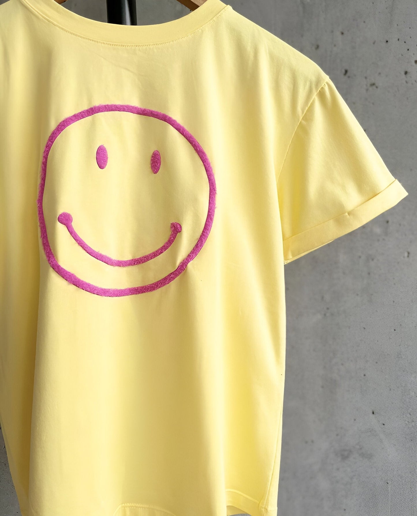 CAMISETA CARA FELIZ